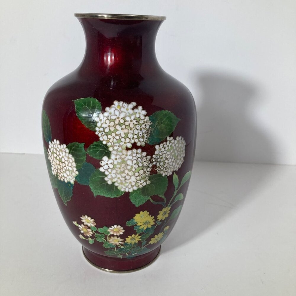 Vintage Japanese Ginbari Pigeon Blood Cloisonne Floral Hydrangea‎ Vase 7 3/4"